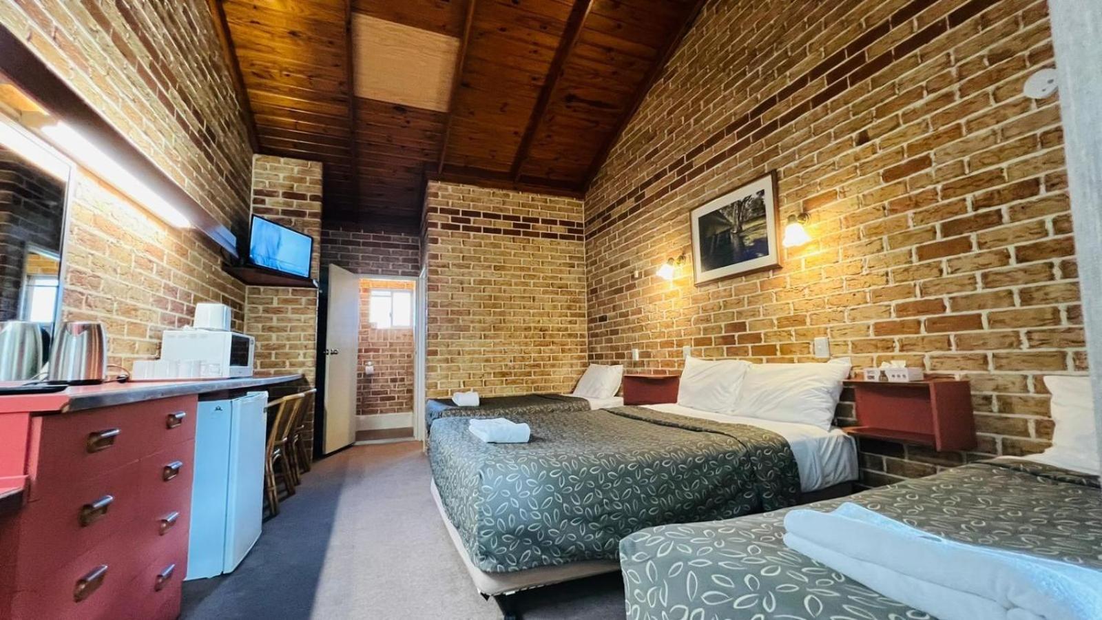 Beenleigh Village Motel ภายนอก รูปภาพ